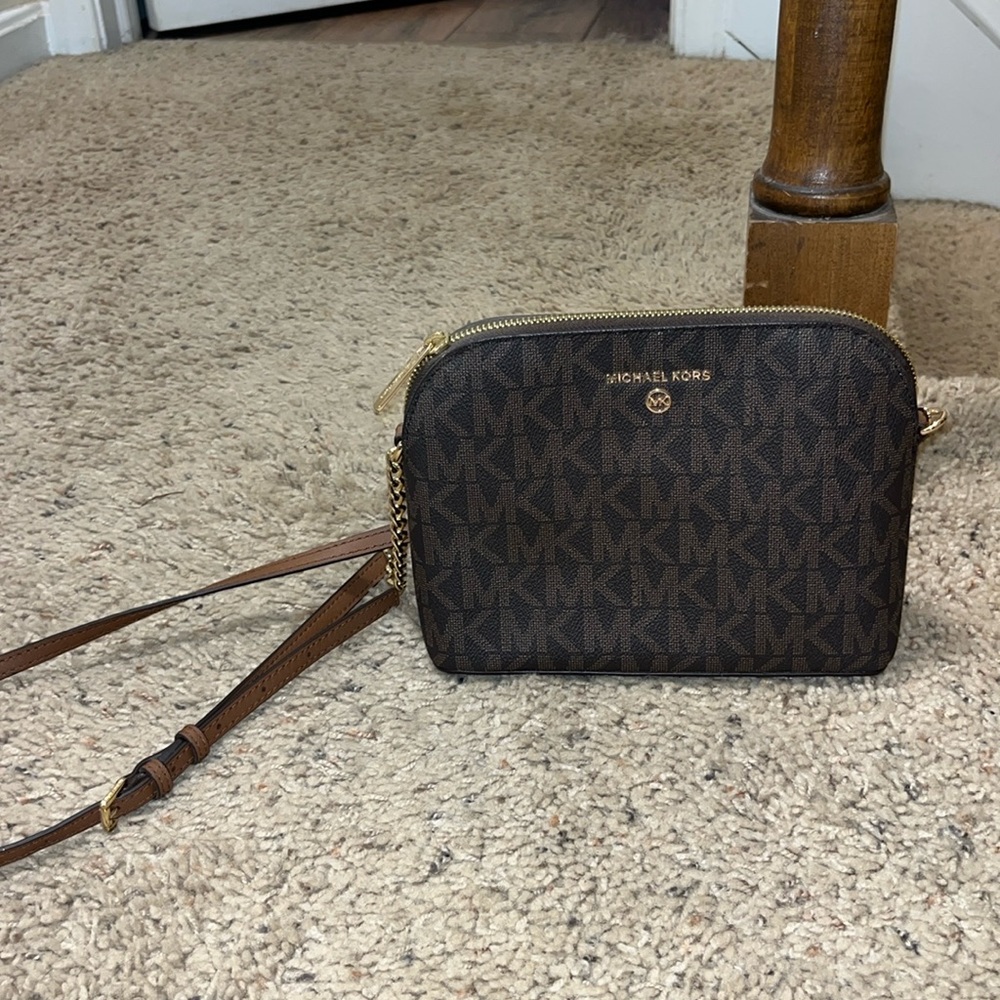 MICHAEL KORS BROWN LOGO CROSSBODY VERY GOOD CONDITION